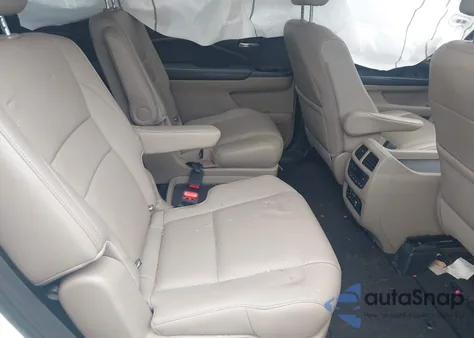 2017 Honda Pilot Elite из США, поврежденный, VIN 5FNYF6H02HB092945